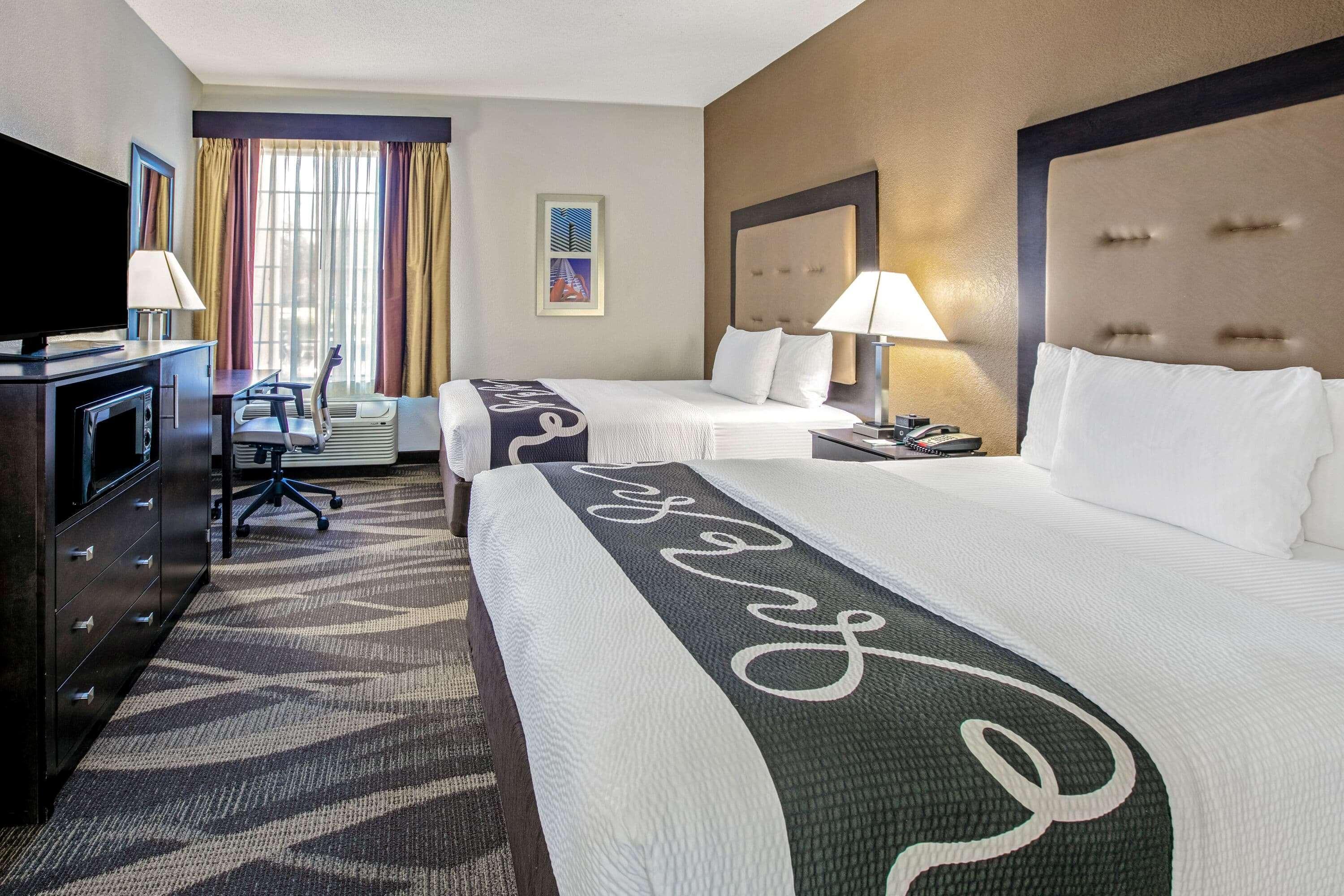 La Quinta By Wyndham Dallas - Las Colinas Irving Exterior photo